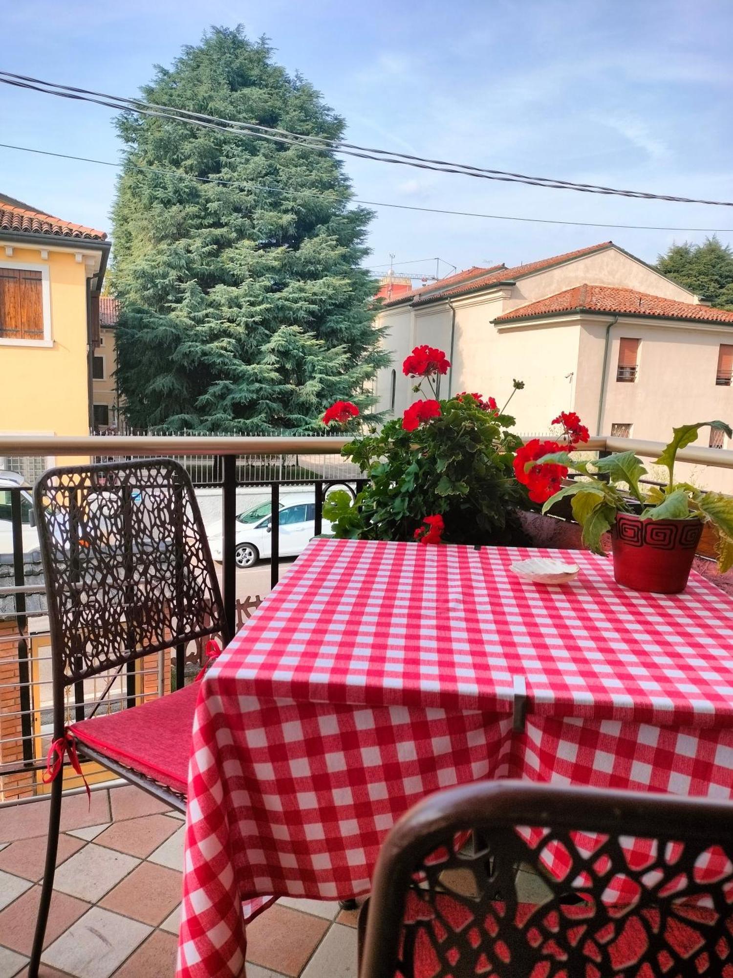 B&B Da Natallia Ronco allʼAdige Eksteriør bilde